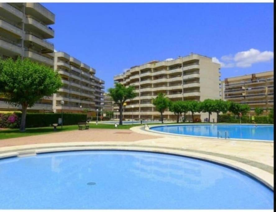 Apartamento En Salou Con 3 Piscinas Junto A Port Aventura المظهر الخارجي الصورة