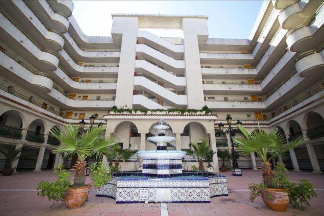 Apartamento En Salou Con 3 Piscinas Junto A Port Aventura المظهر الخارجي الصورة